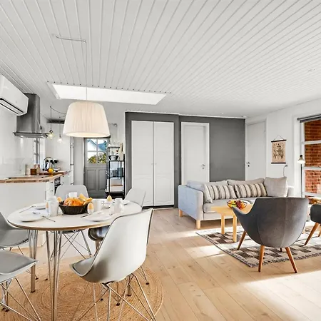 Agni - 800m From The Sea By Interhome * Blåvand