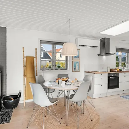 Dom wakacyjny Agni - 800m From The Sea By Interhome *